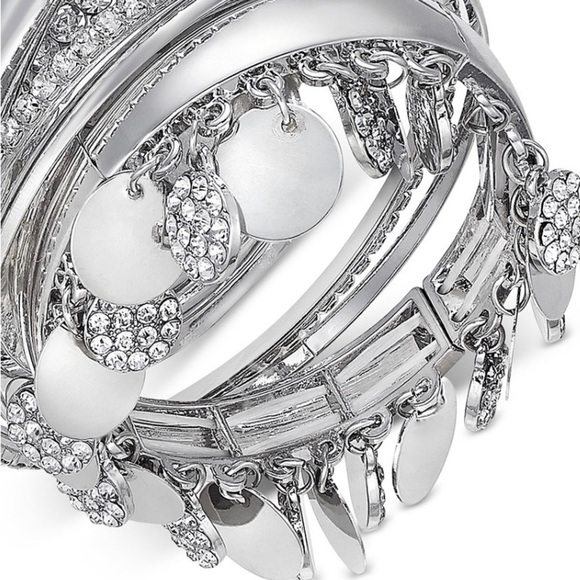 NWT STYLE & CO SILVER PAVE & SHAKY DISC STRETCH BANGLE BRACELET - Picture 3 of 7